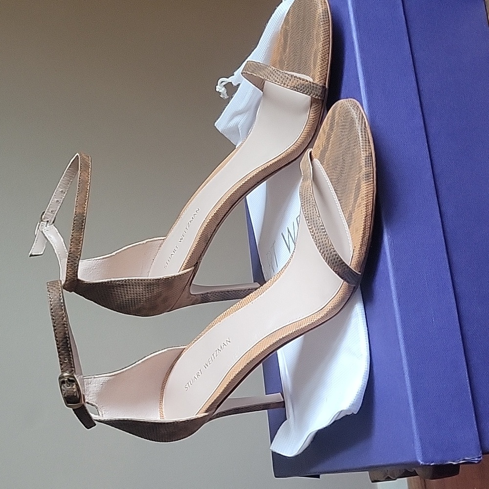 Unworn, New, Stuart Weitzman Women's Tan Heeled Sandals Size 7.5M